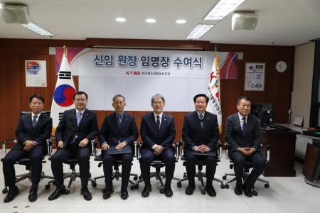 ���� ����