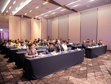 ���� ����