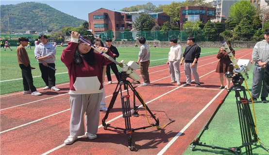 순천 매산고(거점고)에서 ‘인류와 우주 대항해시대’ 과목을 운영하는 모습