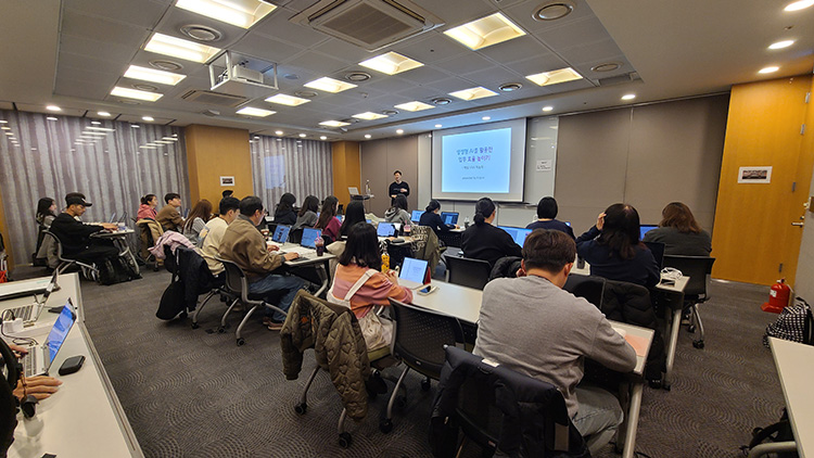  2025 KYWA ҽþ Ʒü AI   